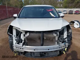 2017 Honda Pilot EX-L with VIN 5FNYF5H58HB044131, listed as a IAAI auction lot 41843395 with 122,311 mi miles. Bid and sale history available at carsss.com. Image 6.