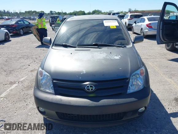 2005 Scion xA z VIN JTKKT624450127059, wystawiony jako IAAI lot #41828241 z przebiegiem 173 352 mil mil oraz . Historia ofert i sprzedaży dostępna na DreamBid. Obrazek 12.