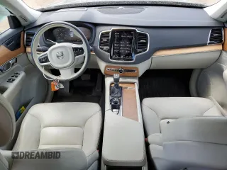 2022 Volvo XC90 Momentum with VIN YV4A221K2N1788336, listed as a Copart auction lot 58512434 with 49,644 mi miles and Salvage title. Bid and sale history available at DreamBid. Image 8.