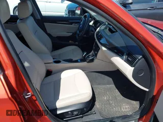 2015 BMW X1 xDrive28i with VIN WBAVL1C57FVY27822, listed as a IAAI auction lot 41977545 with 76,211 mi miles. Bid and sale history available at carsss.com. Image 5.