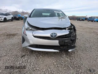 2017 Toyota Prius Two z VIN JTDKBRFUXH3579915, wystawiony jako Copart lot #49312995 z przebiegiem 117 884 mil mil oraz Szkoda całkowita • Salvage title. Historia ofert i sprzedaży dostępna na DreamBid. Obrazek 5.
