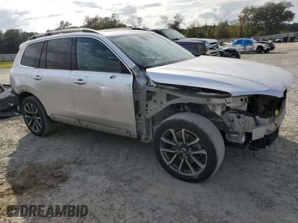 2016 Volvo XC90 T6 Momentum with VIN YV4A22PK5G1079832, listed as a Copart auction lot 69843082 with 64,938 mi miles. Bid and sale history available at carsss.com. Image 4.