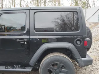 2019 Jeep Wrangler Sport S z VIN 1C4GJXAGXKW538902, wystawiony jako IAAI lot #42067367 z przebiegiem 116 268 mil mil oraz . Historia ofert i sprzedaży dostępna na DreamBid. Obrazek 18.