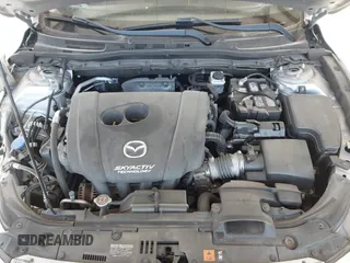 2018 Mazda 3 Touring z VIN 3MZBN1L37JM201797, wystawiony jako IAAI lot #42258756 z przebiegiem 80 593 mil mil oraz . Historia ofert i sprzedaży dostępna na DreamBid. Obrazek 10.