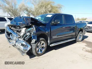 2019 Ram 1500 Big Horn z VIN 1C6RREFT4KN769061, wystawiony jako IAAI lot #41356744 z przebiegiem Nie podano mil oraz . Historia ofert i sprzedaży dostępna na DreamBid. Obrazek 2.