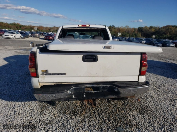 2006 Chevrolet Silverado 1500 LT1 with VIN 1GCEC19Z06Z214933, listed as a Copart auction lot 81550044 with 101,253 mi miles and Salvage Title. Bid and sale history available at carsss.com. Image 6.