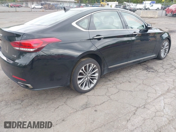 2015 Hyundai Genesis 3.8L z VIN KMHGN4JE4FU072799, wystawiony jako IAAI lot #42206022 z przebiegiem Nie podano mil oraz . Historia ofert i sprzedaży dostępna na DreamBid. Obrazek 4.