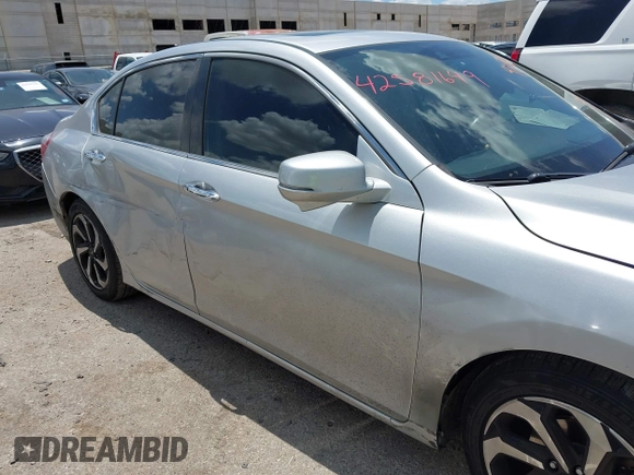 2015 Honda Accord EX-L with VIN 1HGCR2F86FA071607, listed as a IAAI auction lot 42581649 with 206,200 mi miles and . Bid and sale history available at DreamBid. Image 13.