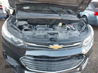 2018 Chevrolet Trax LS with VIN 3GNCJKSB0JL334237, listed as a IAAI auction lot 41992791 with 121,521 mi miles. Bid and sale history available at carsss.com. Image 10.