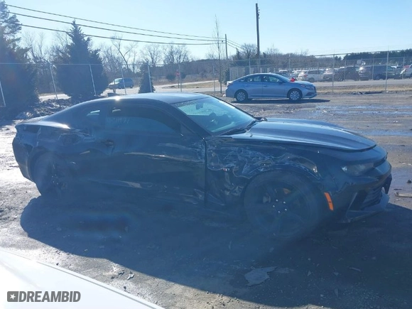 2018 Chevrolet Camaro 1LT with VIN 1G1FB1RX3J0191689, listed as a IAAI auction lot 41511971 with NaN miles. Bid and sale history available at carsss.com. Image 13.