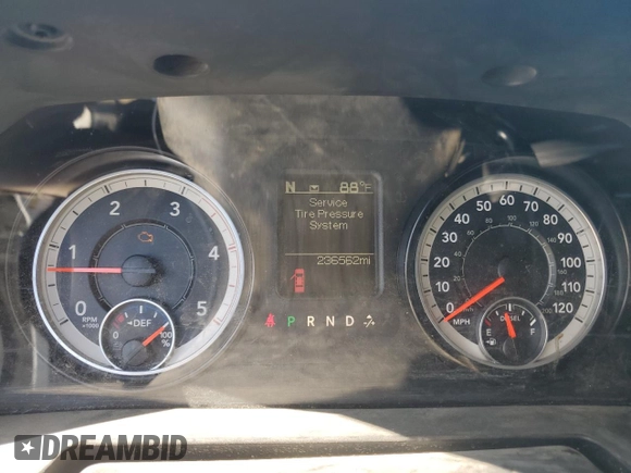 2016 Ram 2500 Tradesman with VIN 3C6UR5CL2GG129364, listed as a Copart auction lot 58270805 with 236,562 mi miles and Clean title. Bid and sale history available at DreamBid. Image 9.