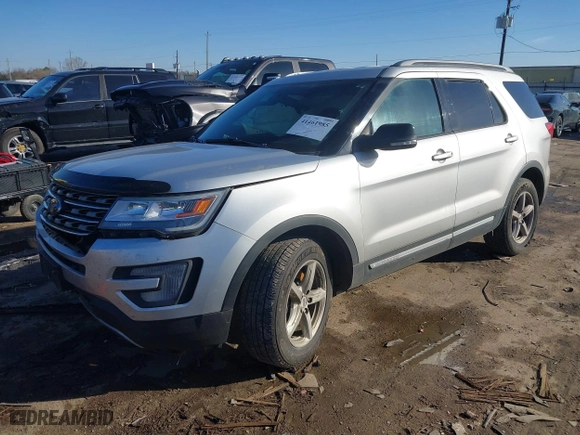 2017 Ford Explorer XLT with VIN 1FM5K8DH4HGD57405, listed as a IAAI auction lot 41461985 with 137,533 mi miles. Bid and sale history available at carsss.com. Image 17.