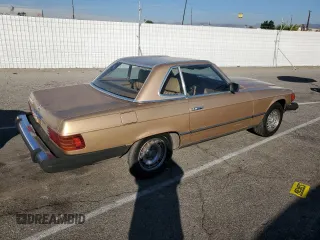1981 Mercedes-Benz 380 380SL with VIN WDBBA45A7BB000937, listed as a Copart auction lot 83370134 with 155,687 mi miles and Clean Title. Bid and sale history available at carsss.com. Image 3.