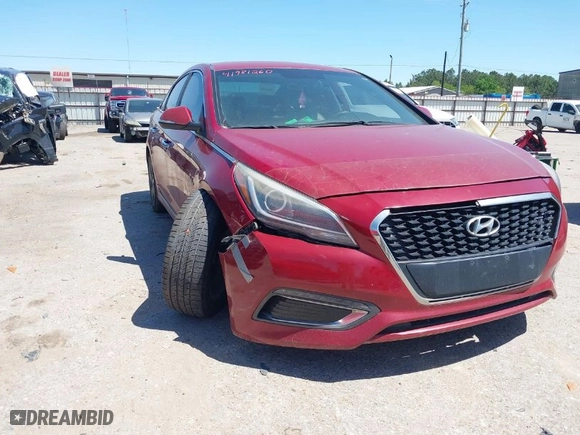 2016 Hyundai Sonata Hybrid Limited with VIN KMHE34L13GA020123, listed as a IAAI auction lot 41981260 with NaN miles. Bid and sale history available at carsss.com. Image 1.