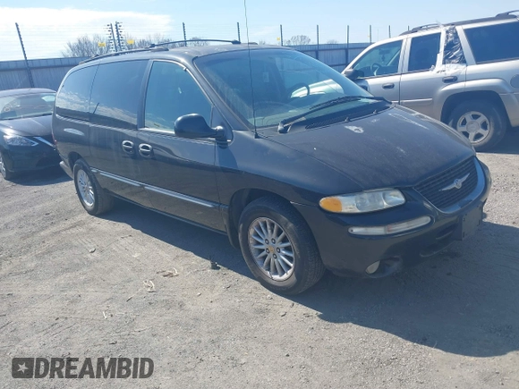 2000 Chrysler Town & Country LX with VIN 1C4GP44G6YB690782, listed as a IAAI auction lot 41661036 with 287,967 mi miles and . Bid and sale history available at DreamBid. Image 1.