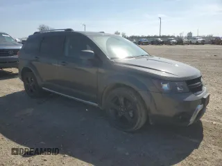 2019 Dodge Journey Crossroad with VIN 3C4PDCGBXKT798802, listed as a Copart auction lot 44128535 with 92,053 mi miles and Salvage Title. Bid and sale history available at DreamBid. Image 4.