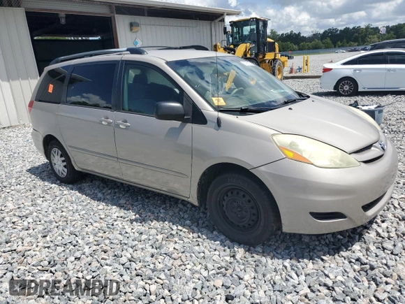 2006 Toyota Sienna CE с VIN 5TDZA23C26S501998, выставлен на аукционе Copart как лот 60785125 с пробегом 203 309 миль миль и Списание • Salvage title. История ставок и продаж доступна на DreamBid. Изображение 4.