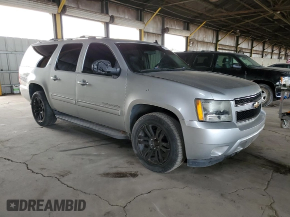 2010 Chevrolet Suburban LT with VIN 1GNUCJE05AR254136, listed as a Copart auction lot 48036375 with 146,698 mi miles and Clean Title. Bid and sale history available at carsss.com. Image 4.