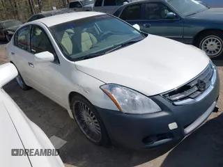 2012 Nissan Altima 2.5 S with VIN 1N4AL2AP8CN403921, listed as a IAAI auction lot 41894964 with 95,776 mi miles. Bid and sale history available at carsss.com. Image 1.
