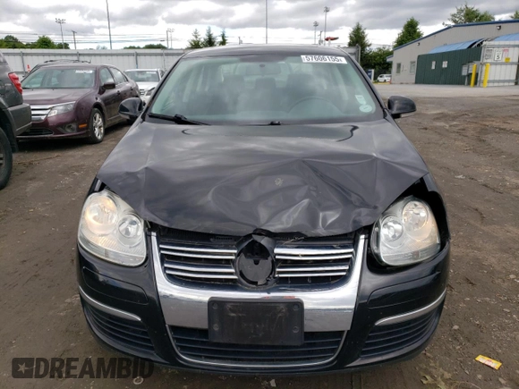 2010 Volkswagen Jetta SE with VIN 3VWRZ7AJ1AM059325, listed as a Copart auction lot 57606155 with 141,216 mi miles and Salvage title. Bid and sale history available at DreamBid. Image 5.