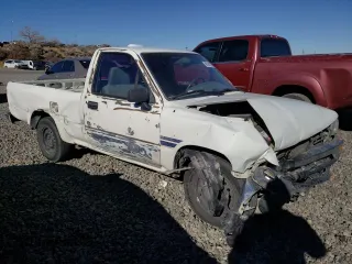1994 Toyota Pickup DX z VIN JT4RN81P0R5200010, wystawiony jako Copart lot #89184805 z przebiegiem 123 270 mil mil oraz Szkoda całkowita • Salvage title. Historia ofert i sprzedaży dostępna na DreamBid. Obrazek 4.