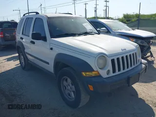 2007 Jeep Liberty Sport z VIN 1J4GL48K27W520995, wystawiony jako IAAI lot #41989786 z przebiegiem 145 845 mil mil oraz . Historia ofert i sprzedaży dostępna na DreamBid. Obrazek 1.