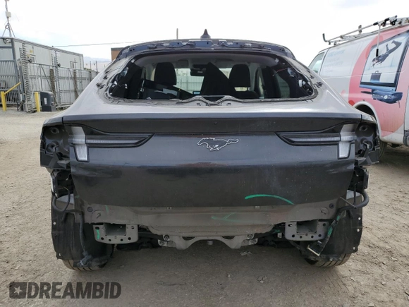 2022 Ford Mustang Mach-E Premium with VIN 3FMTK3SU5NMA30121, listed as a Copart auction lot 58409445 with 28,377 mi miles and Salvage title. Bid and sale history available at DreamBid. Image 6.