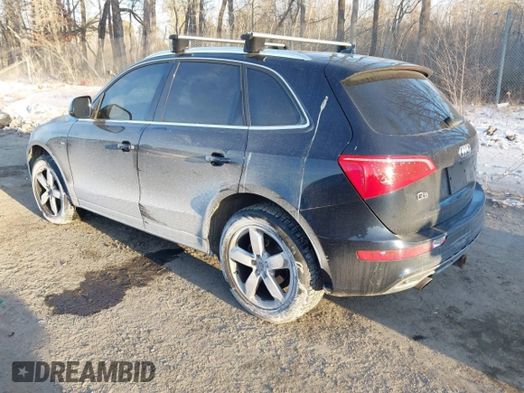 2011 Audi Q5 3.2L Premium Plus with VIN WA1DKAFP7BA008657, listed as a IAAI auction lot 41440493 with 174,033 mi miles. Bid and sale history available at carsss.com. Image 3.