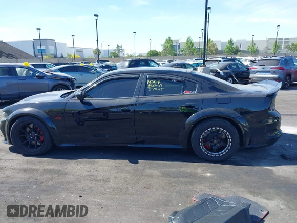 2019 Dodge Charger SRT Hellcat z VIN 2C3CDXL91KH749445, wystawiony jako IAAI lot #42300340 z przebiegiem 68 224 mil mil oraz . Historia ofert i sprzedaży dostępna na DreamBid. Obrazek 15.