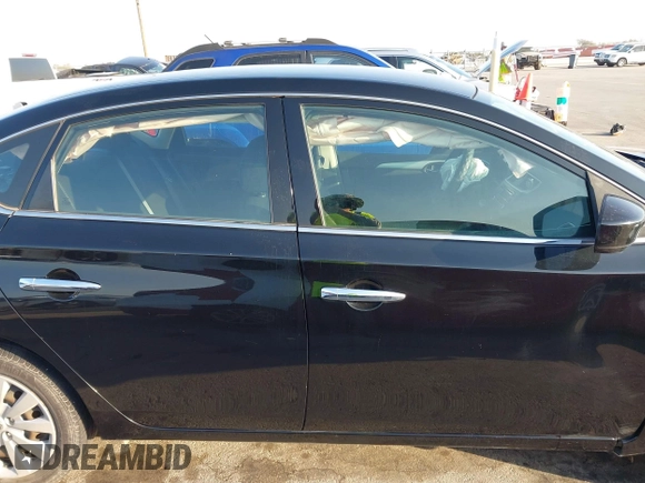 2017 Nissan Sentra SV z VIN 3N1AB7AP0HY247493, wystawiony jako IAAI lot #41871708 z przebiegiem 76 872 mil mil oraz . Historia ofert i sprzedaży dostępna na DreamBid. Obrazek 14.