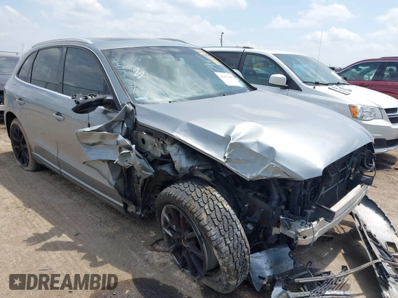 2010 Audi Q5 Premium Plus z VIN WA1LKAFP8AA068330, wystawiony jako IAAI lot #42417289 z przebiegiem 129 880 mil mil oraz . Historia ofert i sprzedaży dostępna na DreamBid. Obrazek 1.