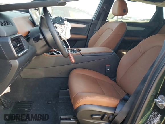 2024 VinFast VF 8 Plus с VIN RLLV1AFA7RH004592, выставлен на аукционе Copart как лот 73484704 с пробегом 3 158 миль миль и Списание • Salvage title. История ставок и продаж доступна на DreamBid. Изображение 7.