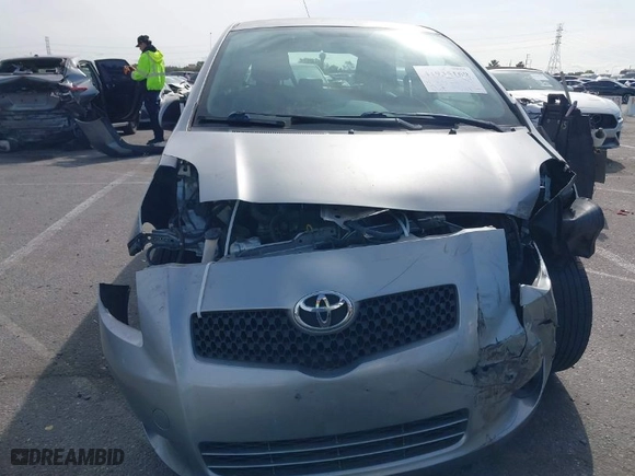 2007 Toyota Yaris with VIN JTDJT903875044707, listed as a IAAI auction lot 41935169 with 1 mi miles. Bid and sale history available at carsss.com. Image 6.