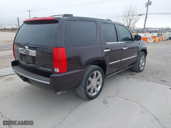 2009 Cadillac Escalade with VIN 1GYFK23299R205378, listed as a IAAI auction lot 41564695 with 154,089 mi miles. Bid and sale history available at carsss.com. Image 4.