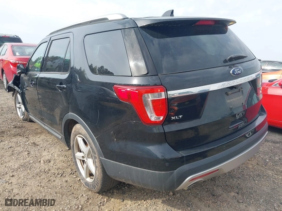 2017 Ford Explorer XLT with VIN 1FM5K8DH4HGD19155, listed as a IAAI auction lot 41853654 with 83,913 mi miles. Bid and sale history available at carsss.com. Image 3.