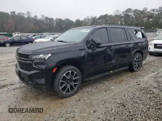 2021 Chevrolet Suburban RST with VIN 1GNSKEKD4MR210450, listed as a Copart auction lot 84372054 with 98,560 mi miles and Salvage Title. Bid and sale history available at carsss.com. Image 1.