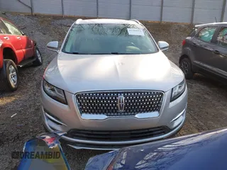 2019 Lincoln MKC Select with VIN 5LMCJ2D97KUL16479, listed as a IAAI auction lot 41789894 with 45,700 mi miles. Bid and sale history available at carsss.com. Image 12.