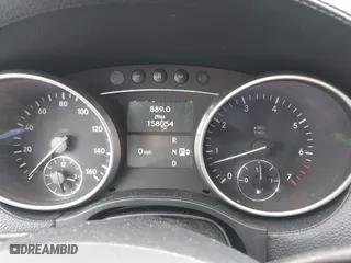 2009 Mercedes-Benz GL-Class 5.5L with VIN 4JGBF86E29A453158, listed as a IAAI auction lot 41919268 with 158,054 mi miles. Bid and sale history available at carsss.com. Image 7.
