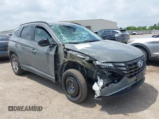 2024 Hyundai Tucson SEL with VIN 5NMJBCDE1RH340504, listed as a IAAI auction lot 42115650 with 39,056 mi miles. Bid and sale history available at carsss.com. Image 1.