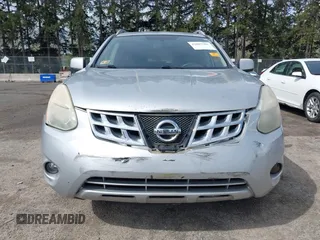2011 Nissan Rogue S z VIN JN8AS5MVXBW670192, wystawiony jako IAAI lot #42007704 z przebiegiem 215 025 mil mil oraz . Historia ofert i sprzedaży dostępna na DreamBid. Obrazek 6.