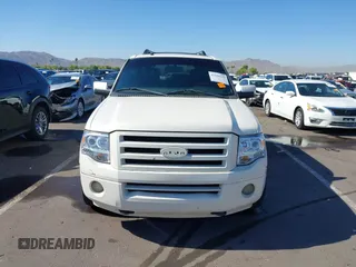 2008 Ford Expedition Max Limited с VIN 1FMFK20598LA05165, выставлен на аукционе IAAI как лот 42544119 с пробегом 230 904 миль миль и . История ставок и продаж доступна на DreamBid. Изображение 13.