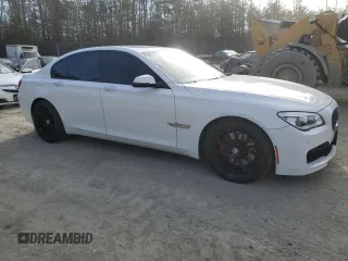 2015 BMW 7 Series 750i xDrive с VIN WBAYB6C50FD225492, выставлен на аукционе Copart как лот 50018225 с пробегом 76 059 миль миль и Списание • Salvage title. История ставок и продаж доступна на DreamBid. Изображение 4.