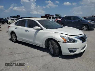 2013 Nissan Altima SL with VIN 1N4BL3AP1DC118419, listed as a Copart auction lot 61969095 with 205,427 mi miles and Clean title. Bid and sale history available at DreamBid. Image 4.