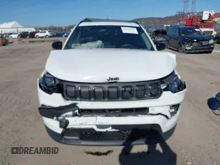 2022 Jeep Compass Latitude Lux с VIN 3C4NJDFB5NT172425, выставлен на аукционе IAAI как лот 41800293 с пробегом 34 588 миль миль и . История ставок и продаж доступна на DreamBid. Изображение 6.