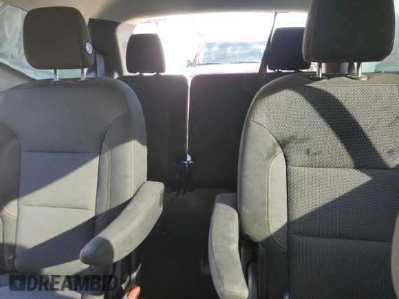 2018 Chevrolet Traverse LT Cloth with VIN 1GNEVGKW1JJ114920, listed as a Copart auction lot 49267935 with 165,640 mi miles and Salvage Title. Bid and sale history available at DreamBid. Image 10.