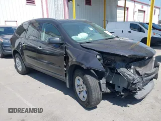2017 Chevrolet Traverse LS z VIN 1GNKRFED1HJ154839, wystawiony jako IAAI lot #42304339 z przebiegiem Nie podano mil oraz . Historia ofert i sprzedaży dostępna na DreamBid. Obrazek 1.