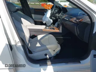 2012 Mercedes-Benz E 350 Luxury with VIN WDDHF8JB7CA601894, listed as a IAAI auction lot 42128317 with 68,735 mi miles and . Bid and sale history available at carsss.com. Image 5.