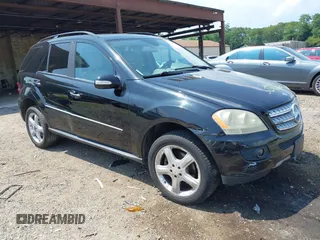 2008 Mercedes-Benz M 350 with VIN 4JGBB86E08A363212, listed as a IAAI auction lot 42651872 with 125,767 mi miles and . Bid and sale history available at DreamBid. Image 1.