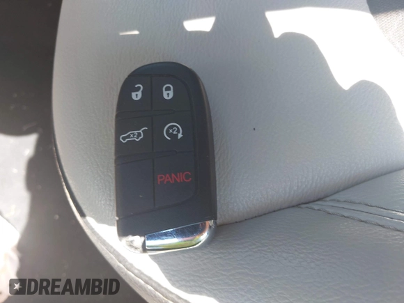 2018 Jeep Compass Altitude with VIN 3C4NJCBB1JT461649, listed as a IAAI auction lot 42206406 with 75,464 mi miles and . Bid and sale history available at DreamBid. Image 11.
