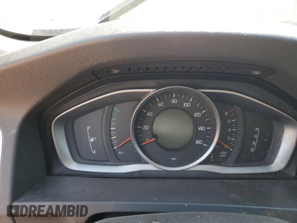 2015 Volvo V60 z VIN YV140MEA2F1209442, wystawiony jako Copart lot #54936914 z przebiegiem Nie podano mil oraz Szkoda całkowita • Salvage title. Historia ofert i sprzedaży dostępna na DreamBid. Obrazek 9.